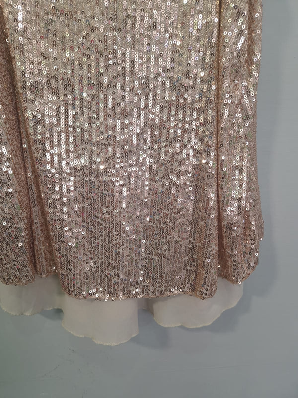 TOP IN PAILLETTES E TULLE