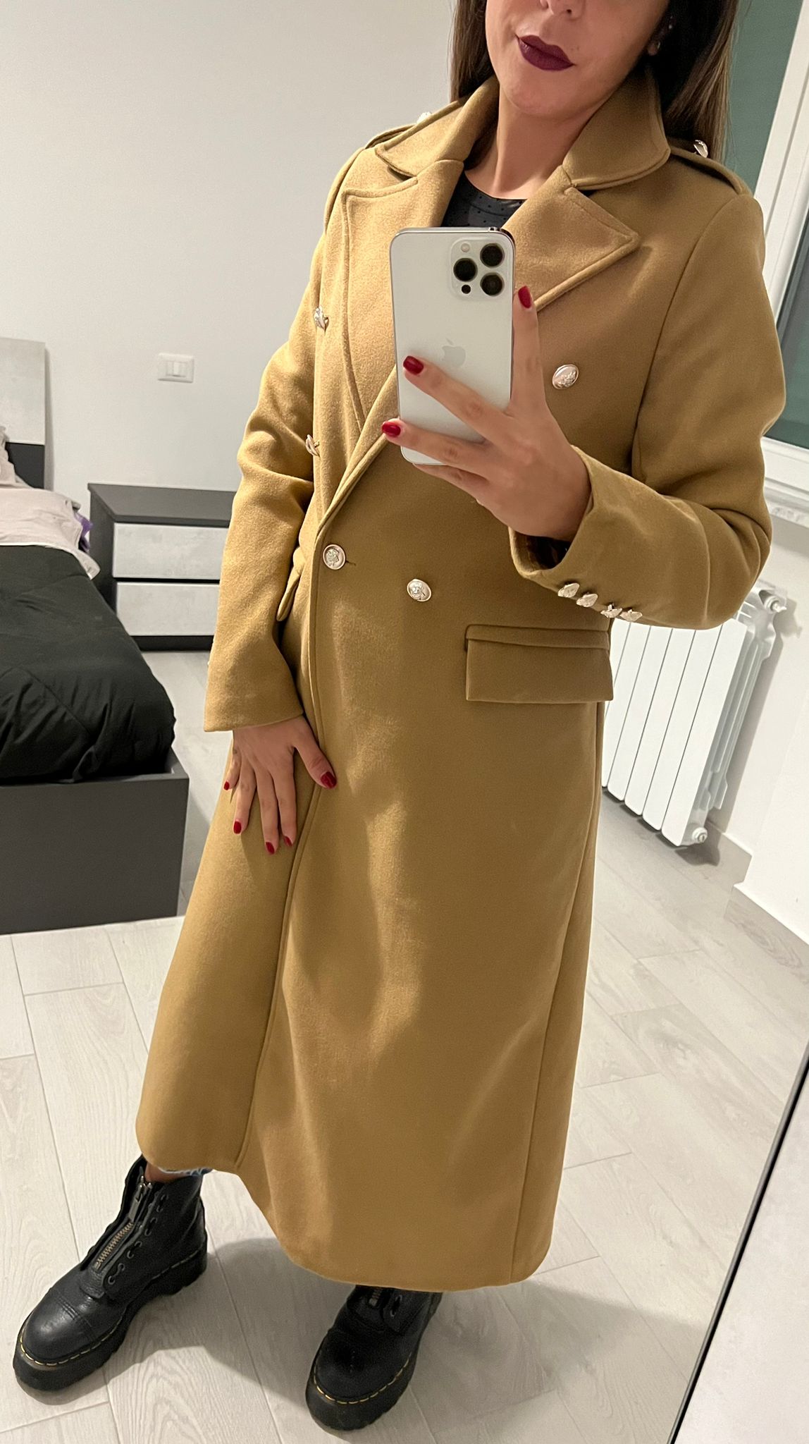 LONG COAT WITH REVERSE